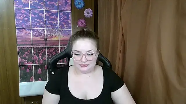 Snapshot of Teasing_Dora chatting on 28, 7, 2026 Teasing Dora online show from 28, 7, 2026