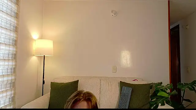 ivonnybonita   online show from 19, 6, 2026