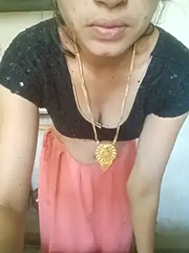 Snapshot of khushi_rawat chatting on 8, 2, 2026 khushi rawat online show from 8, 2, 2026