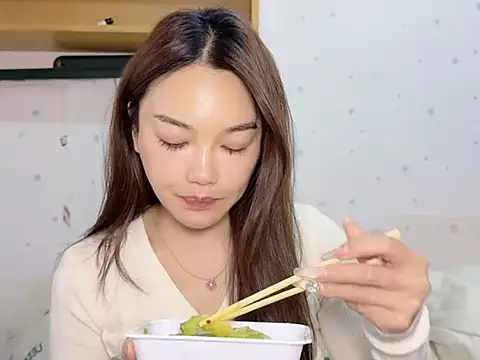 Snapshot of leilei660 chatting on 3, 2, 2026 leilei660 online show from 3, 2, 2026