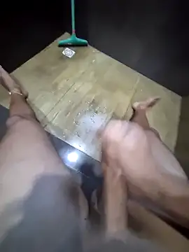 Snapshot of LucasSouza74185 chatting on 8, 4, 2026 LucasSouza74185 online show from 8, 4, 2026