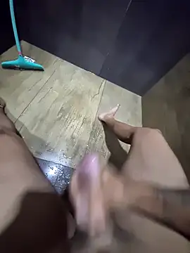 Snapshot of LucasSouza74185 chatting on 16, 4, 2026 LucasSouza74185 online show from 16, 4, 2026