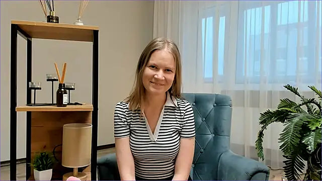 Snapshot of CleliaRostek chatting on 15, 2, 2026 CleliaRostek online show from 15, 2, 2026