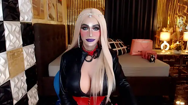Snapshot of MonstrousCockDiva chatting on 25, 4, 2026 MonstrousCockDiva online show from 25, 4, 2026