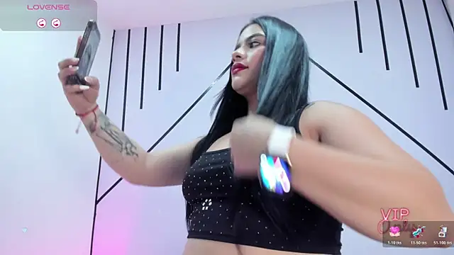 Snapshot of KeylaGomez_ chatting on 4, 2, 2026 KeylaGomez online show from 4, 2, 2026