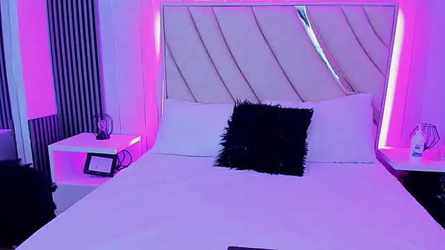 Snapshot of Sotf_Charlotte chatting on 26, 2, 2026 Sotf Charlotte online show from 26, 2, 2026