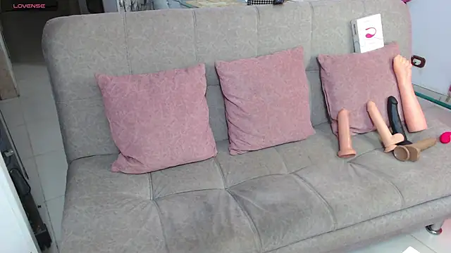 Snapshot of HannaRodri chatting on 9, 4, 2026 HannaRodri online show from 9, 4, 2026