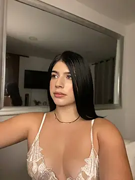  HannahFox  online show from 4, 8, 2026