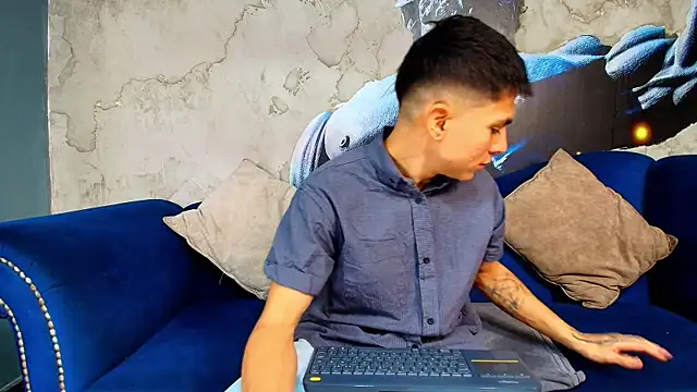 Aron pulse online show from 28, 3, 2026