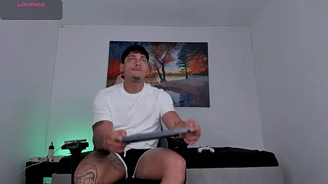 Snapshot of ryanwhite3 chatting on 13, 3, 2026 ryanwhite3 online show from 13, 3, 2026