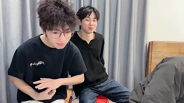 Snapshot of No_1MiaoMiao-Kk chatting on 1, 2, 2026 No 1MiaoMiao-Kk online show from 1, 2, 2026