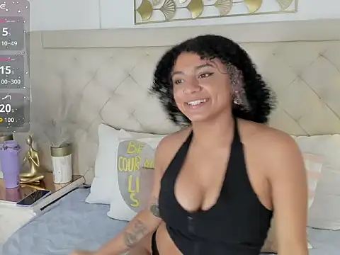 Snapshot of sweets_one chatting on 1, 3, 2026 sweets one online show from 1, 3, 2026