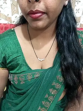 Snapshot of Parul-009 chatting on 13, 2, 2026 Parul-009 online show from 13, 2, 2026