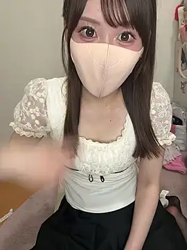 Snapshot of momo_mm chatting on 27, 7, 2026 momo mm online show from 27, 7, 2026