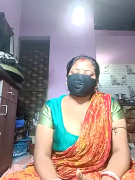 Snapshot of Fetish-Couple2 chatting on 14, 2, 2026 Fetish-Couple2 online show from 14, 2, 2026