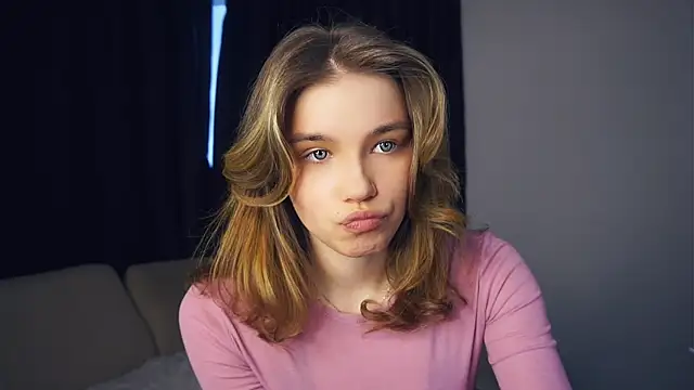 Snapshot of EarthaStinett chatting on 12, 2, 2026 EarthaStinett online show from 12, 2, 2026