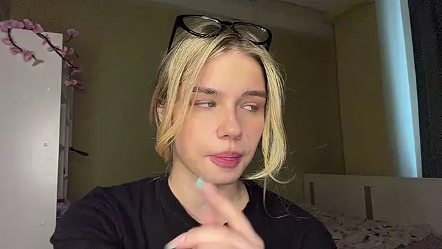 EarthaStinett online show from 14, 5, 2026