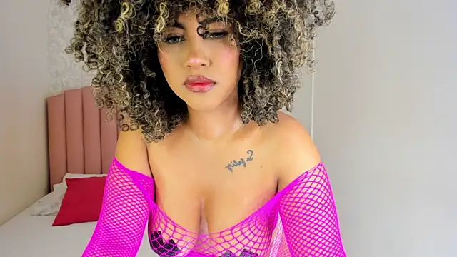 Snapshot of Brit_weston chatting on 25, 2, 2026 Brit weston online show from 25, 2, 2026