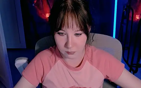 Snapshot of marty_bree chatting on 27, 5, 2026 marty bree online show from 27, 5, 2026