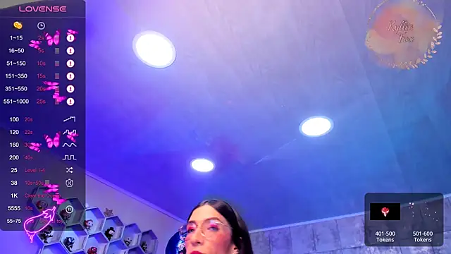 kylliefox  online show from 26, 12, 2024