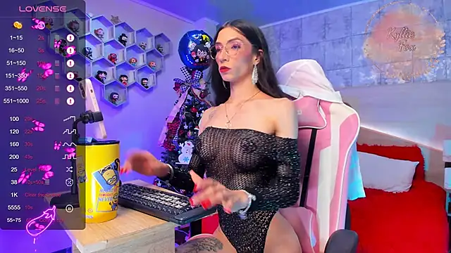 kylliefox  online show from 8, 1, 2025