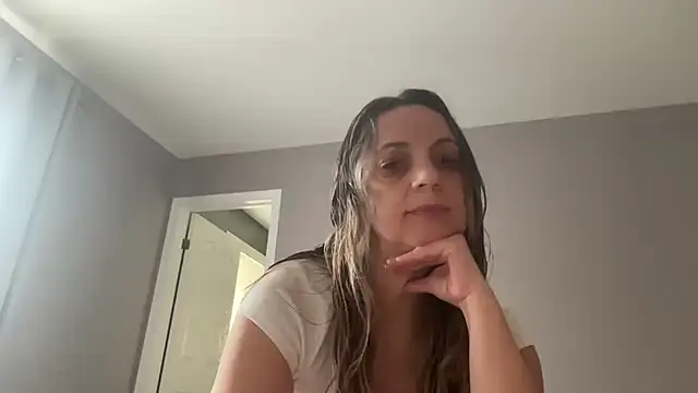 ShyFlameLive online show from 29, 7, 2026