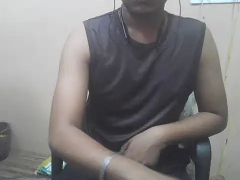 Snapshot of chocolatesboy143 chatting on 1, 4, 2026 chocolatesboy143 online show from 1, 4, 2026