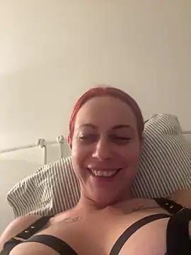 Snapshot of SophieSchmidt chatting on 24, 2, 2026 SophieSchmidt online show from 24, 2, 2026