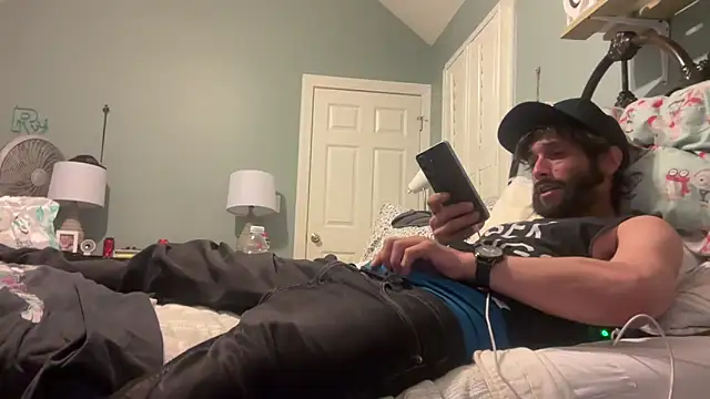 Snapshot of TrndSettr chatting on 28, 3, 2026 TrndSettr online show from 28, 3, 2026