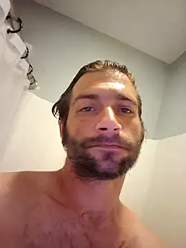 Snapshot of TrndSettr chatting on 20, 4, 2026 TrndSettr online show from 20, 4, 2026