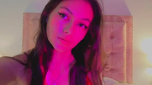 Snapshot of Jennifer_Lee_ chatting on 3, 7, 2026 Jennifer Lee online show from 3, 7, 2026