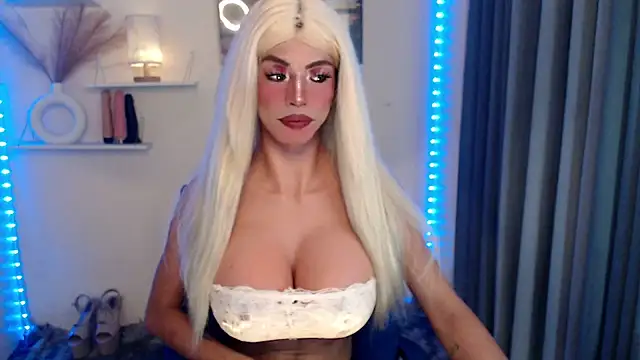 Snapshot of Sexyshamara chatting on 17, 3, 2026 Sexyshamara online show from 17, 3, 2026