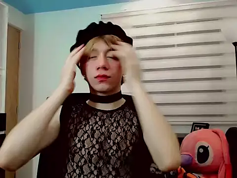 Snapshot of duvisex19 chatting on 19, 4, 2026 duvisex19 online show from 19, 4, 2026