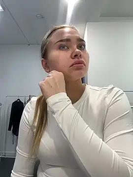 MonicaWestt online show from 22, 3, 2026