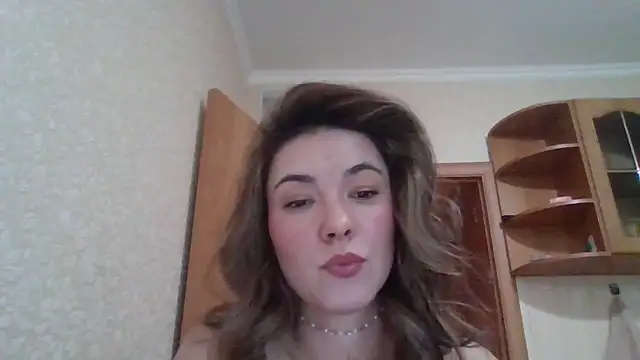 Snapshot of Dream_Petal_ chatting on 6, 5, 2026 Dream Petal online show from 6, 5, 2026