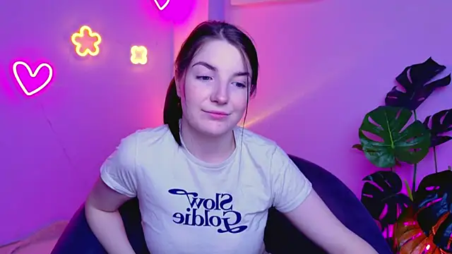 AliceChanel online show from 14, 4, 2026