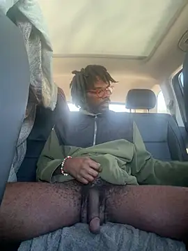 Snapshot of makemestayhard chatting on 1, 2, 2026 makemestayhard online show from 1, 2, 2026