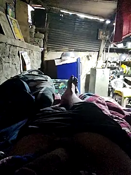 Snapshot of crazyxy12 chatting on 10, 4, 2026 crazyxy12 online show from 10, 4, 2026