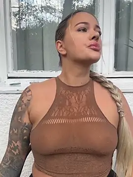 Snapshot of sexybatwomen33 chatting on 21, 5, 2026 sexybatwomen33 online show from 21, 5, 2026