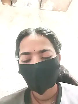 Snapshot of Sunali_Bendre chatting on 20, 2, 2026 Sunali Bendre online show from 20, 2, 2026