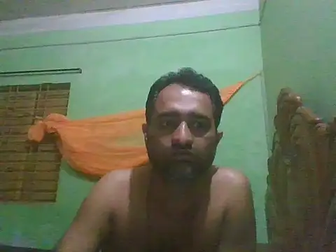 Snapshot of smroy93612 chatting on 6, 4, 2026 smroy93612 online show from 6, 4, 2026