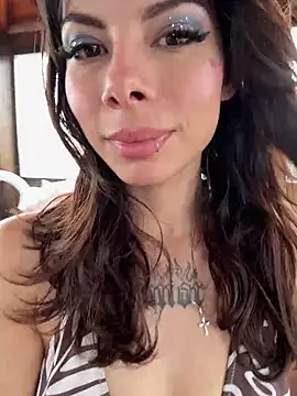 Snapshot of Isalove99 chatting on 8, 6, 2026 Isalove99 online show from 8, 6, 2026