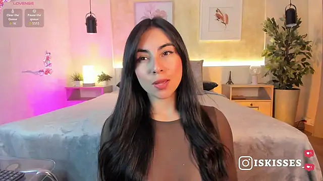 IsabellaSweet   online show from 15, 4, 2026