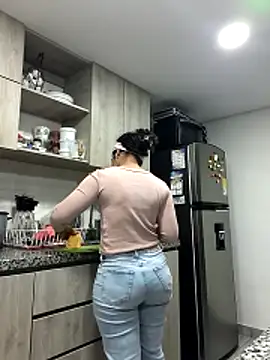 Snapshot of Diva_noir chatting on 16, 4, 2026 Diva noir online show from 16, 4, 2026