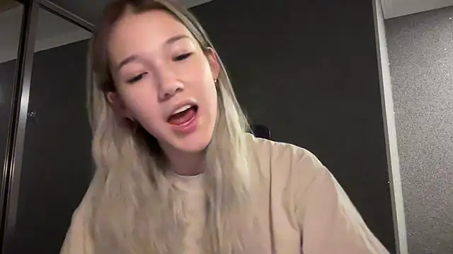 lilXdomiii online show from 13, 3, 2026