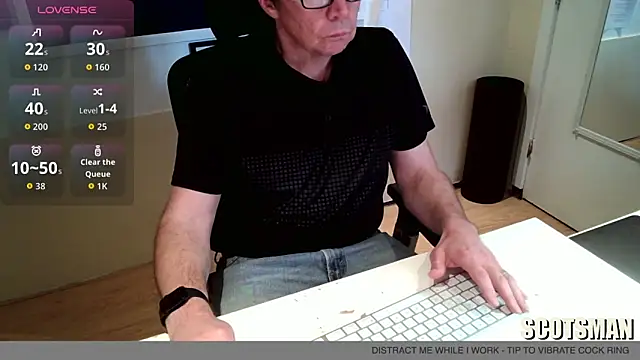 Snapshot of Scotsmanx chatting on 24, 4, 2026 Scotsmanx online show from 24, 4, 2026