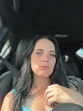 ahungkittykat online show from 18, 5, 2026