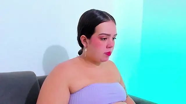 Snapshot of Emely_pregnantt chatting on 11, 3, 2026 Emely pregnantt online show from 11, 3, 2026