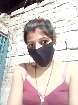 Snapshot of Divya-11431 chatting on 7, 2, 2026 Divya-11431 online show from 7, 2, 2026