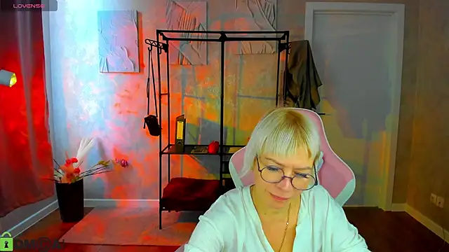 Snapshot of Ann_Annise chatting on 20, 4, 2026 Ann Annise online show from 20, 4, 2026